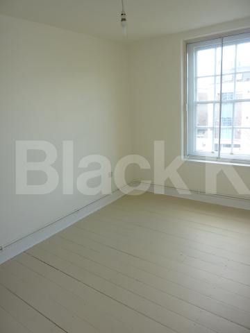 			1 Bedroom, 1 bath, 1 reception Flat			 Biddestone Road , CALEDONIAN ROAD